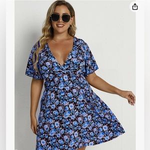 Plus size blue floral, print dress. Size 4XL